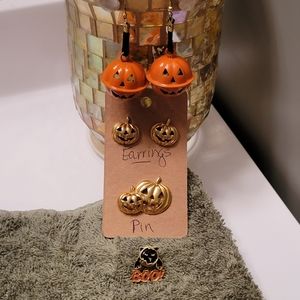 Halloween earrings and lapel pins